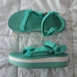 Teva Flatform Sandals Mint
